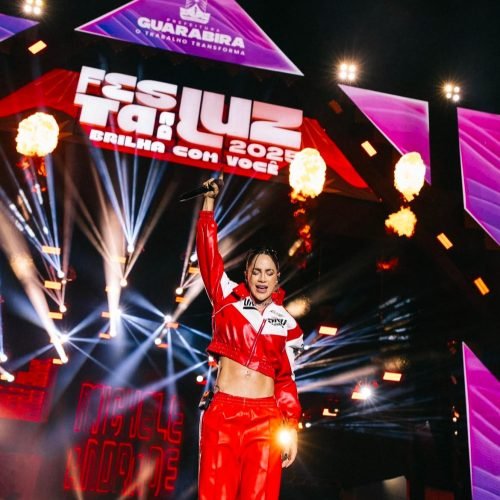 Michele Andrade causou na Festa da Luz em Guarabira