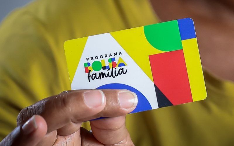 Governo investiga uso do Bolsa Família em apostas online e estuda medidas restritivas