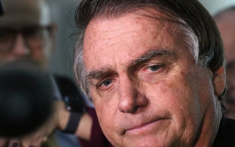 STF: Moraes e Dino votam para manter prisão preventiva de Bolsonaro