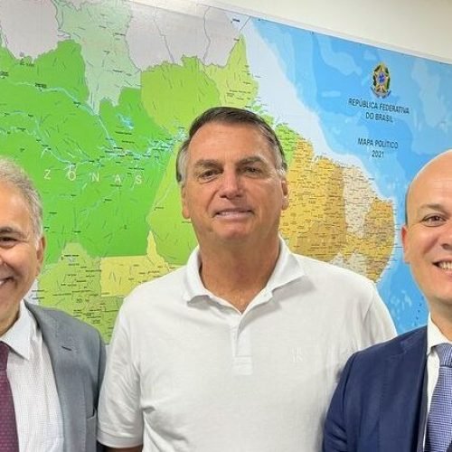 Cabo Gilberto se reúne com Bolsonaro e Queiroga para construir chapa conservadora em João Pessoa