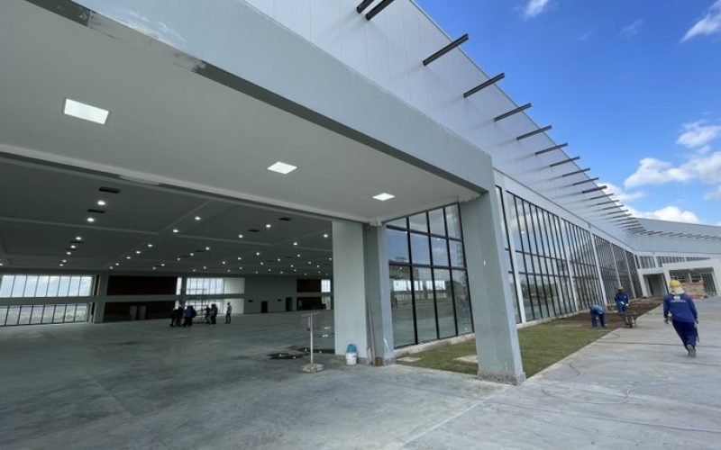 Governador anuncia inauguração da 1ª etapa do Centro de Convenções de Campina para o dia 21