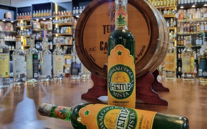 Cachaça Hemp volta ao ‘Brasil Cachaças’ para consolidar presença e debater uso responsável da Cannabis