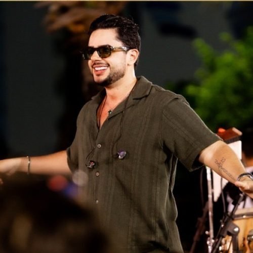 “Roda de Forró” chega a João Pessoa com show intimista e envolvente de JM