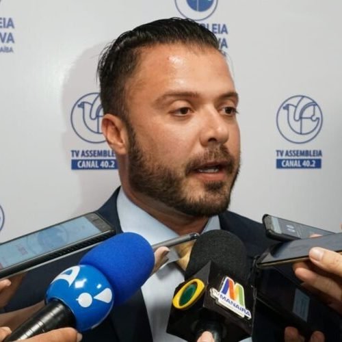 Caio Roberto desiste de licença e adia posse de Cicinho Lima na ALPB