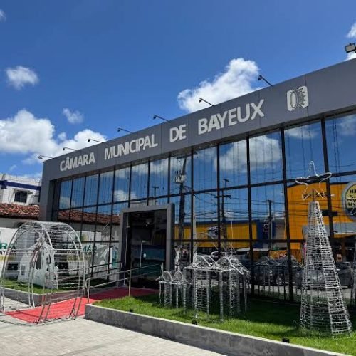 Com salários de até R$ 2,5 mil, edital de concurso da Câmara de Bayeux é publicado