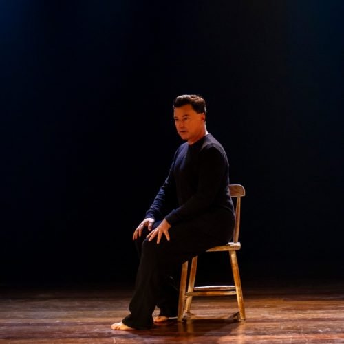 Emilio Orciollo Netto estreia espetáculo com texto de Martha Medeiros no Teatro Paulo Pontes