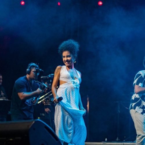 Programa Espaço Cultural entrevista atriz e cantora Bianca Costa nesta quinta-feira