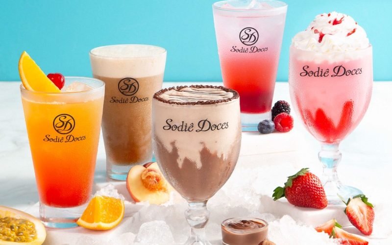 Sodiê Doces amplia cardápio com parceria Red Bull®️ e lança drinks gelados