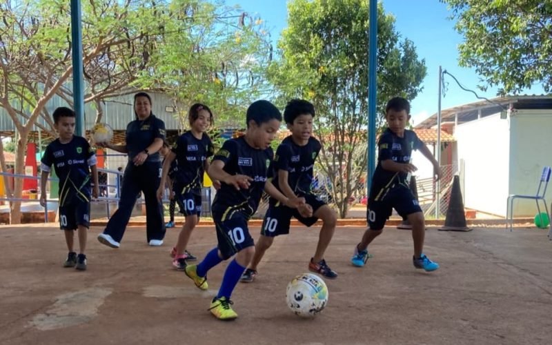 João Pessoa recebe ação social do Sicredi e Visa para beneficiar crianças por meio do futebol