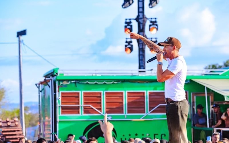 Muído de Verão: Henry Freitas e Zé Vaqueiro se unem a projeto no Verão Lovina