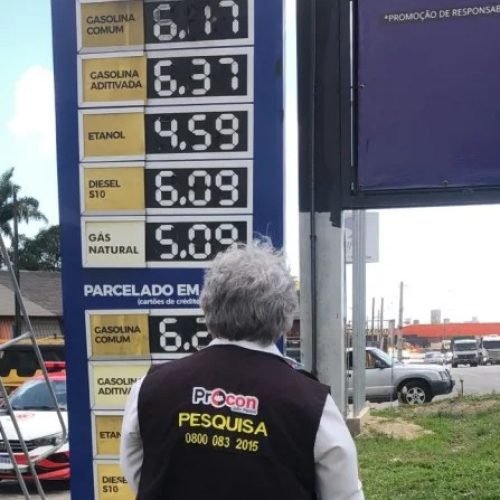 Procon-JP divulga pesquisa com nova queda no preço da gasolina; confira os valores