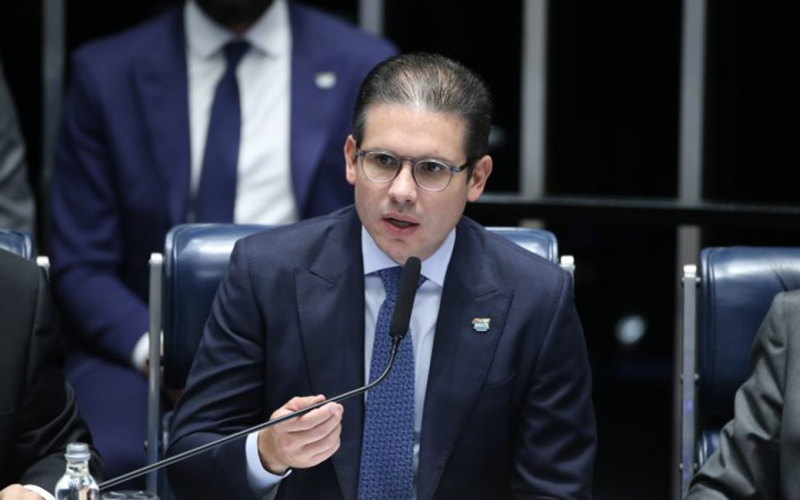 Câmara votará isenção de Imposto de Renda nesta quarta-feira, anuncia Hugo Motta