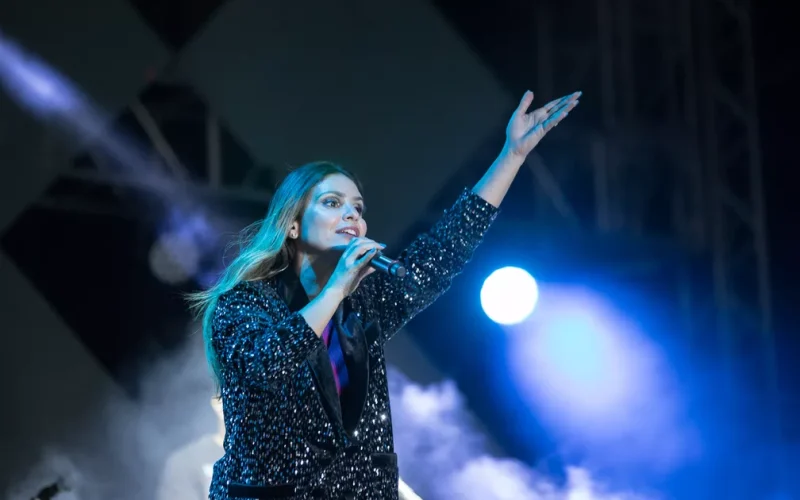 Aline Barros realizará show aberto ao público na cidade de Sapé, em agosto; confira
