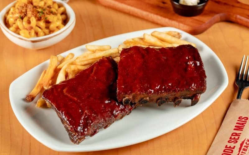 Outback Steakhouse inaugura primeiro restaurante em Campina Grande