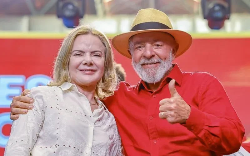 Gleisi Hoffmann toma posse nesta segunda-feira e assume articulação do governo
