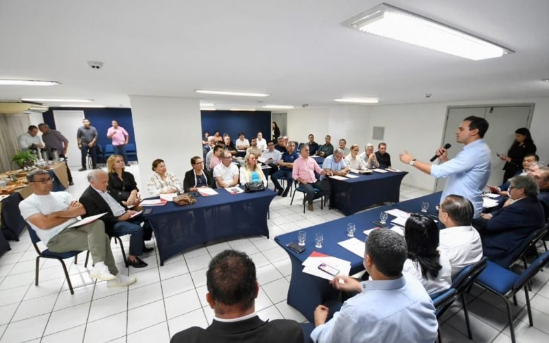 Governador Lucas Ribeiro reforça articulação conjunta para enfrentar impactos das chuvas na PB