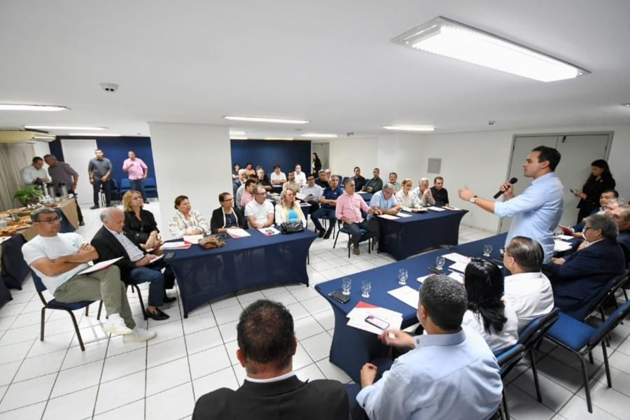 Governador Lucas Ribeiro reforça articulação conjunta para enfrentar impactos das chuvas na PB