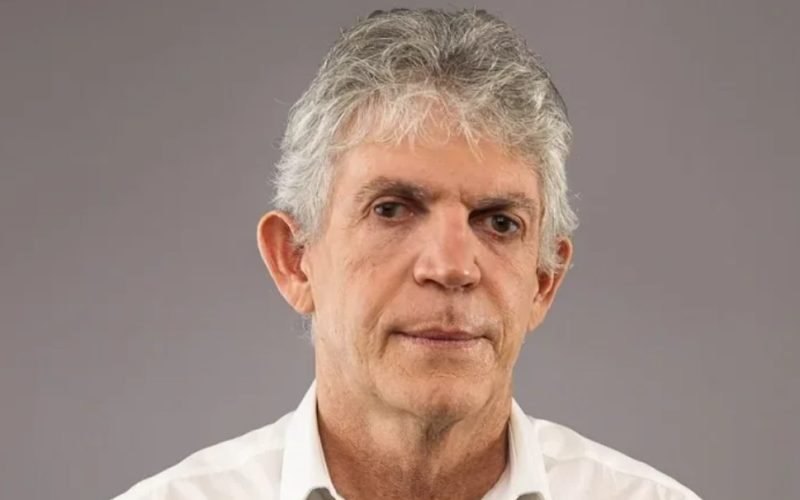 Ricardo Coutinho confirma pré-candidatura a deputado federal em 2026