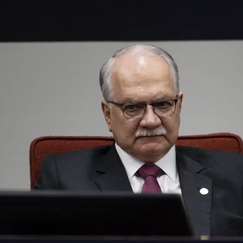 Ministro Edson Fachin toma posse no cargo de presidente do STF nesta segunda-feira