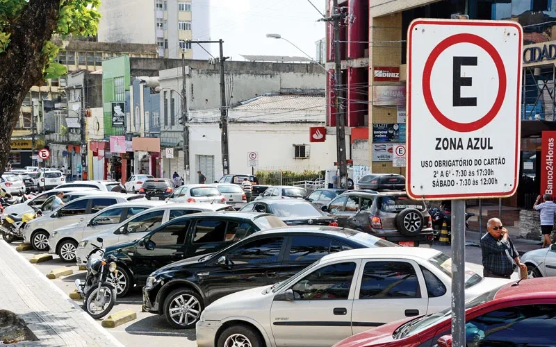 Prefeitura de João Pessoa amplia período educativo e muda regras da Zona Azul